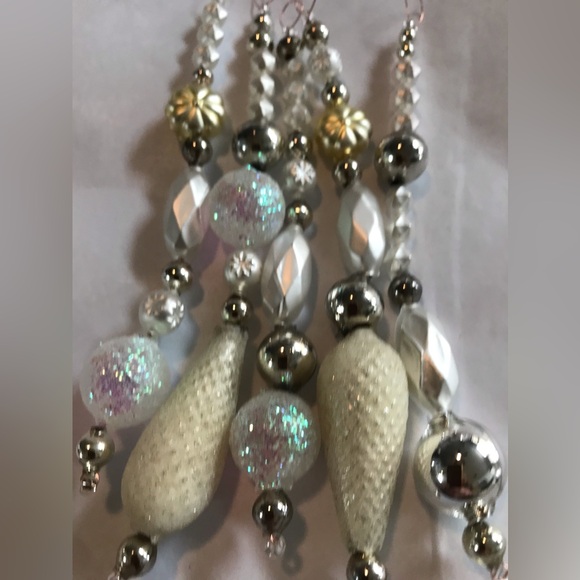 Vintage repurpose glass garland bead icicle holiday Christmas ornaments - Picture 4 of 4
